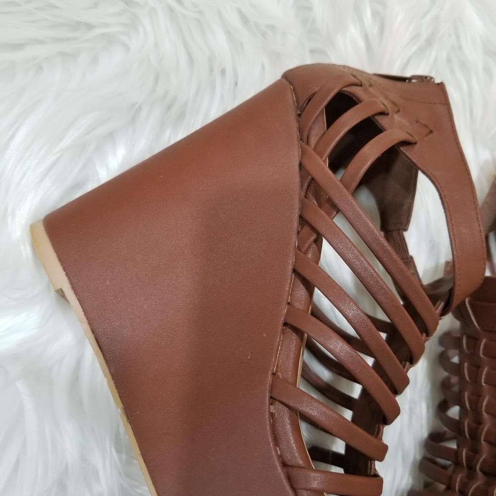 COPY - TORRID Platform Sandals With Strap Camel Color SIZE 8W. - Picture 8 of 17